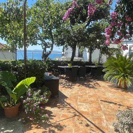 Apartment Breza - Balcony And One Bedroom Crikvenica